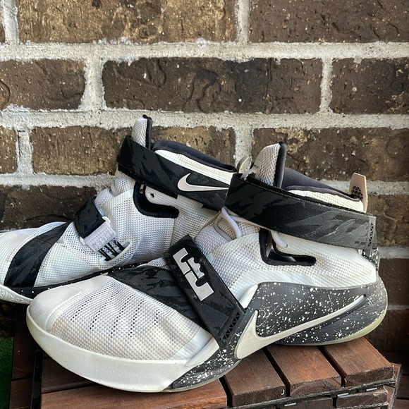 Nike Lebron Soldier Sneakers - Picture 2 of 14